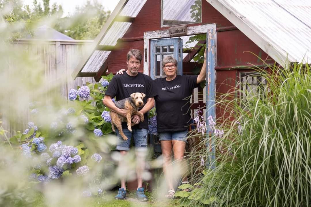 Loftlaegenhet Pa Haestgard I Tvaaker 아파트 외부 사진